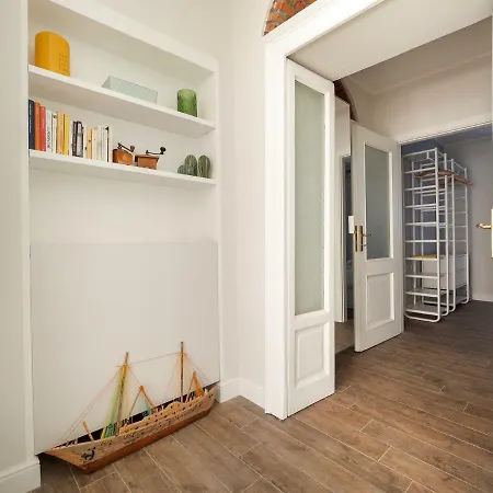 29 Via Panfilo Castaldi Apartment *