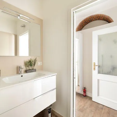 Apartment 29 Via Panfilo Castaldi Milan