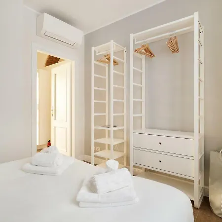 Apartment 29 Via Panfilo Castaldi *